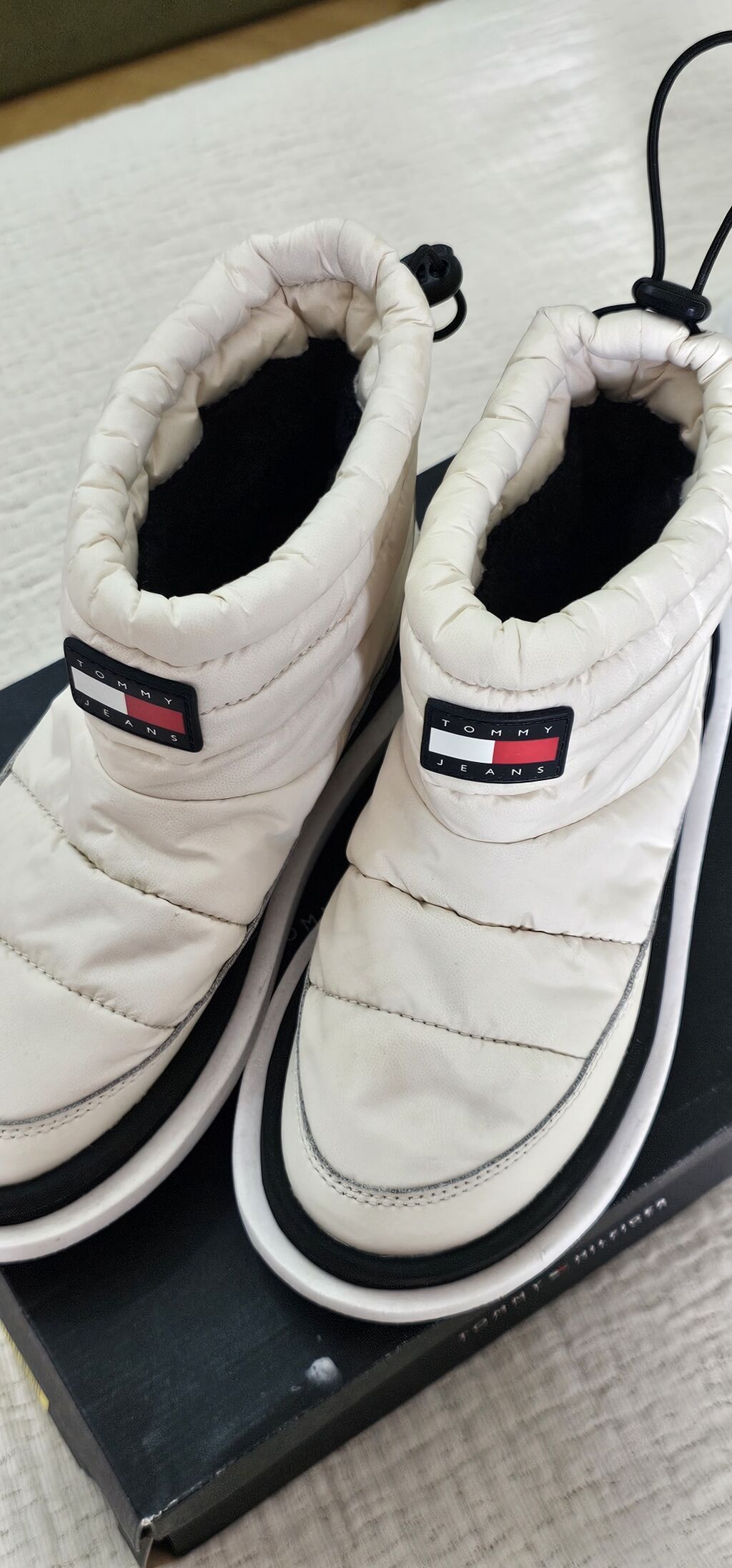 Tommy Jeans qadın/kişi uniseks qış botları razmer 34-35 - Rəng — Avam, Bakı