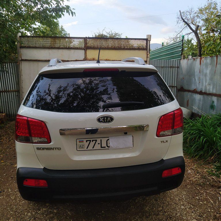 Kia Sorento, 2.0 L, 2010 il, 191 261 km — Avtomobillər (2)