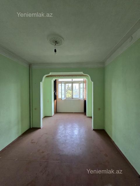 Satılır 4 otaqlı Bina evi menzil (Köhnə tikili), 100 m², Xətai rayonu — Bakı