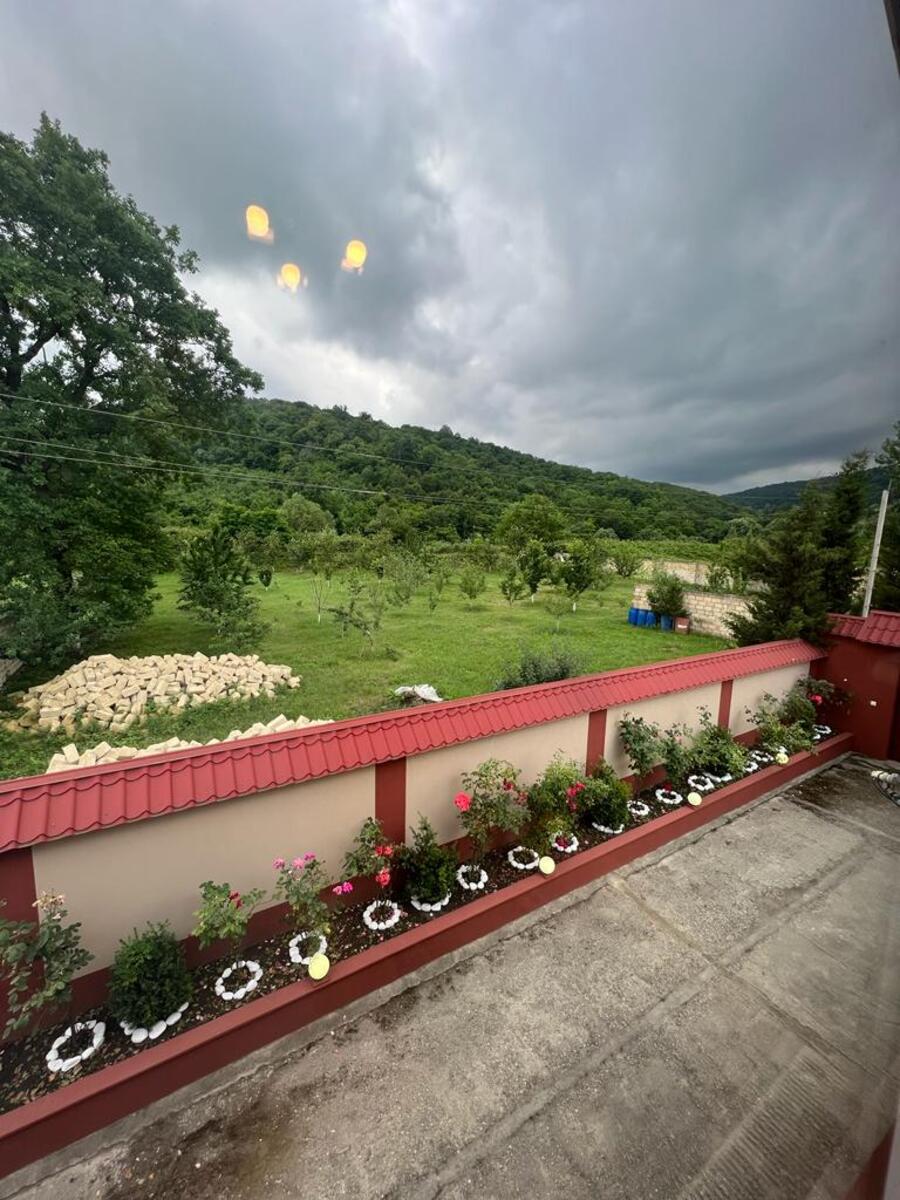 İcarəyə verilir 2 otaqlı həyət evi/bağ evi 150 m² — Ev, villa, Quba (5)