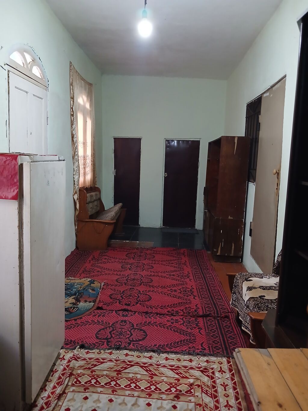 Kənd evinin icarəsi – geniş, mebellə təchiz olunmuş - Ümumi plan — Ev, villa, Bakı (6)