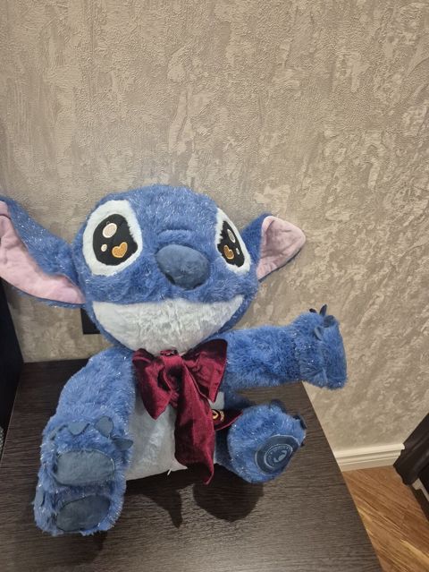 Stitch temalı böyük plyuş oyuncaq - Material: yumşaq, tüklü plyuş — Bakı