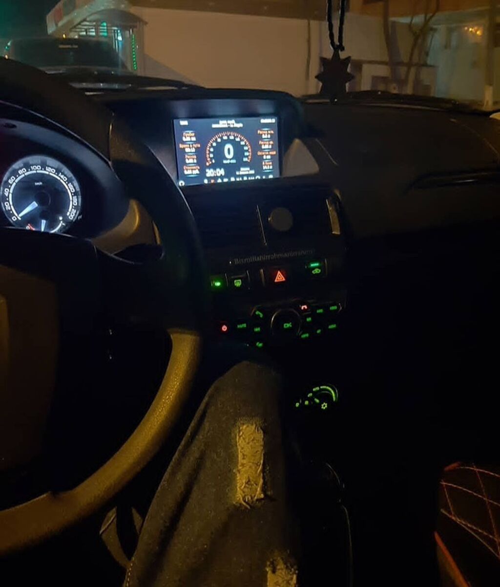 Lada priora avtomobillərə proqram yazılması. Maşına aid hər şeyi — Avtomobil televizorları və monitorları, Sumqayıt (3)