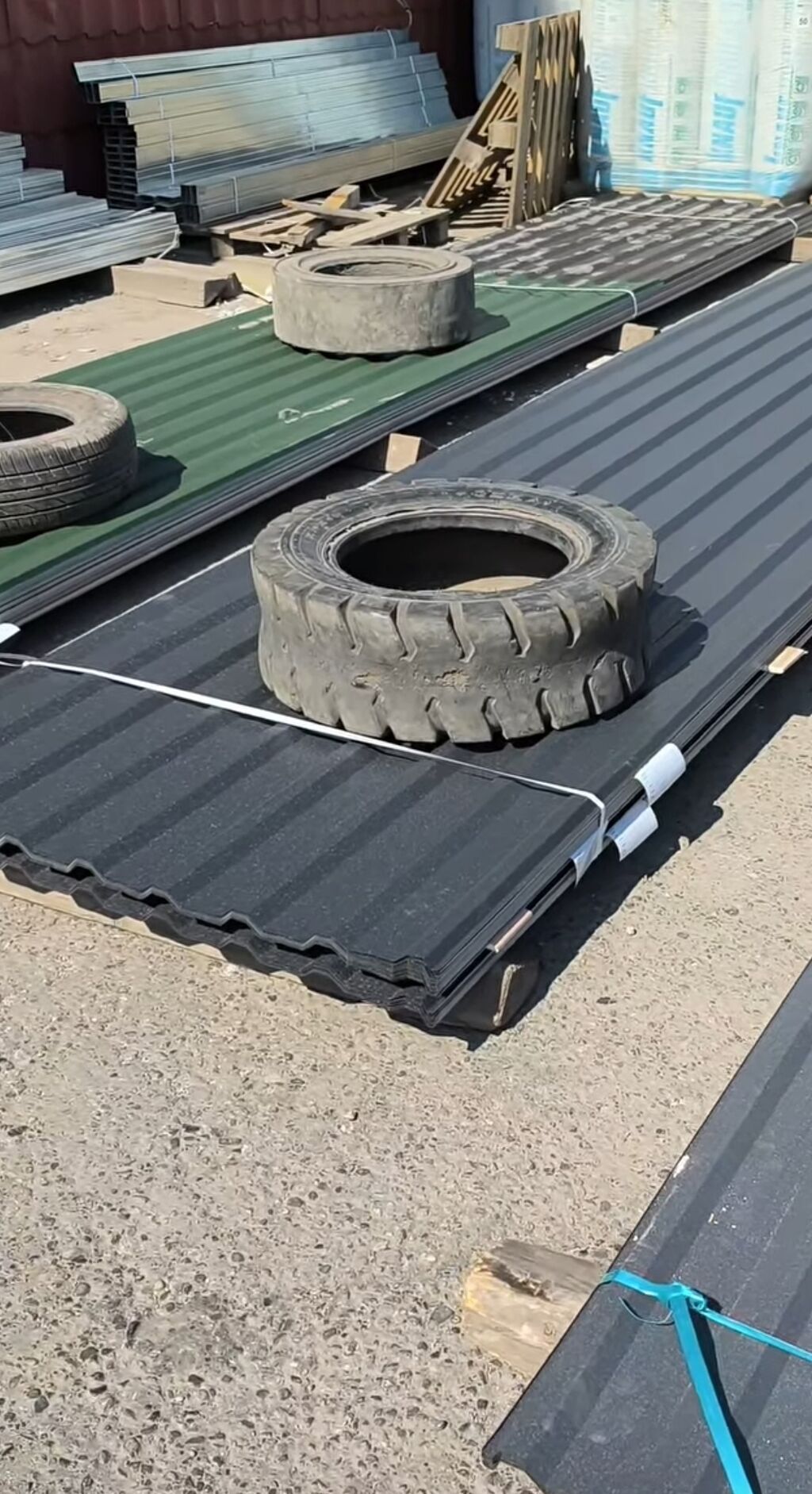 Dam ortukleri topdan satiw merkez — Dam örtükləri, Bakı (5)