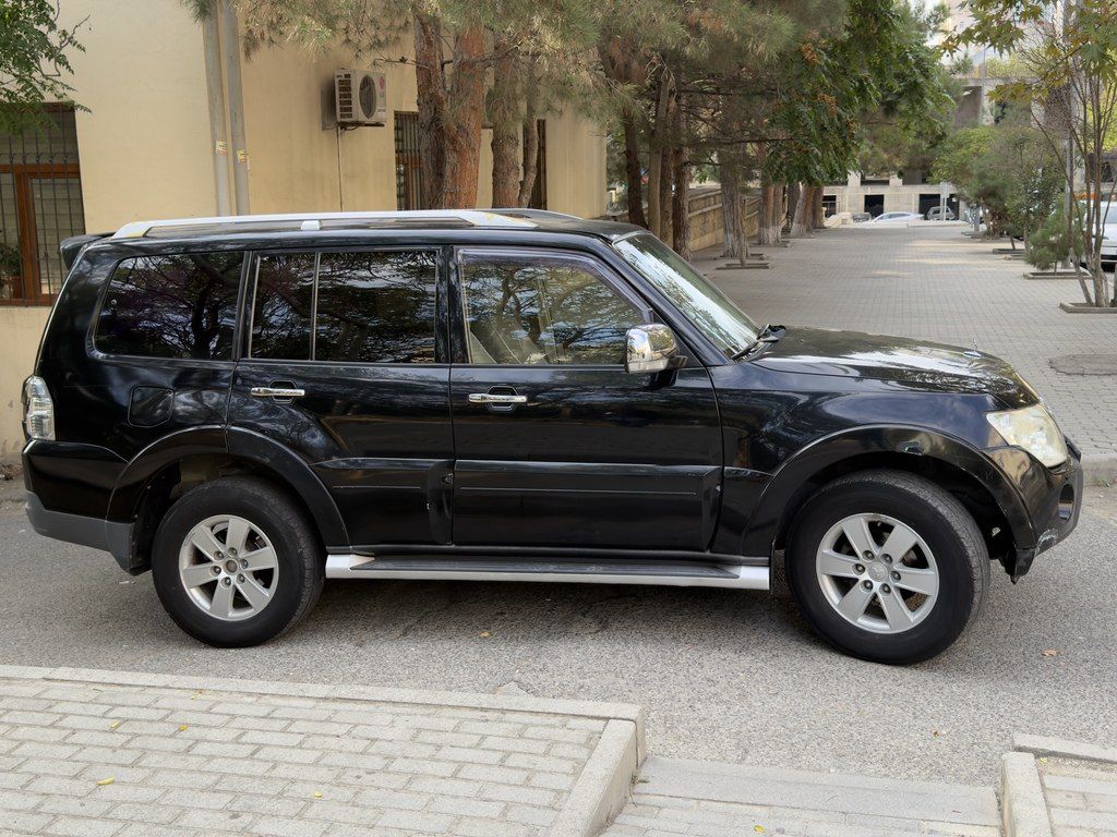Mitsubishi Pajero, 3.0 L, 2007 il, 370 000 km 90-NX-885 — Avtomobillər, Bakı (4)