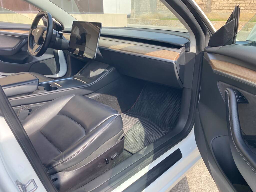 Tesla Model 3, 60 kWh, 2023 il, 126 000 km 77-TX-210 — Avtomobillər, Bakı (10)