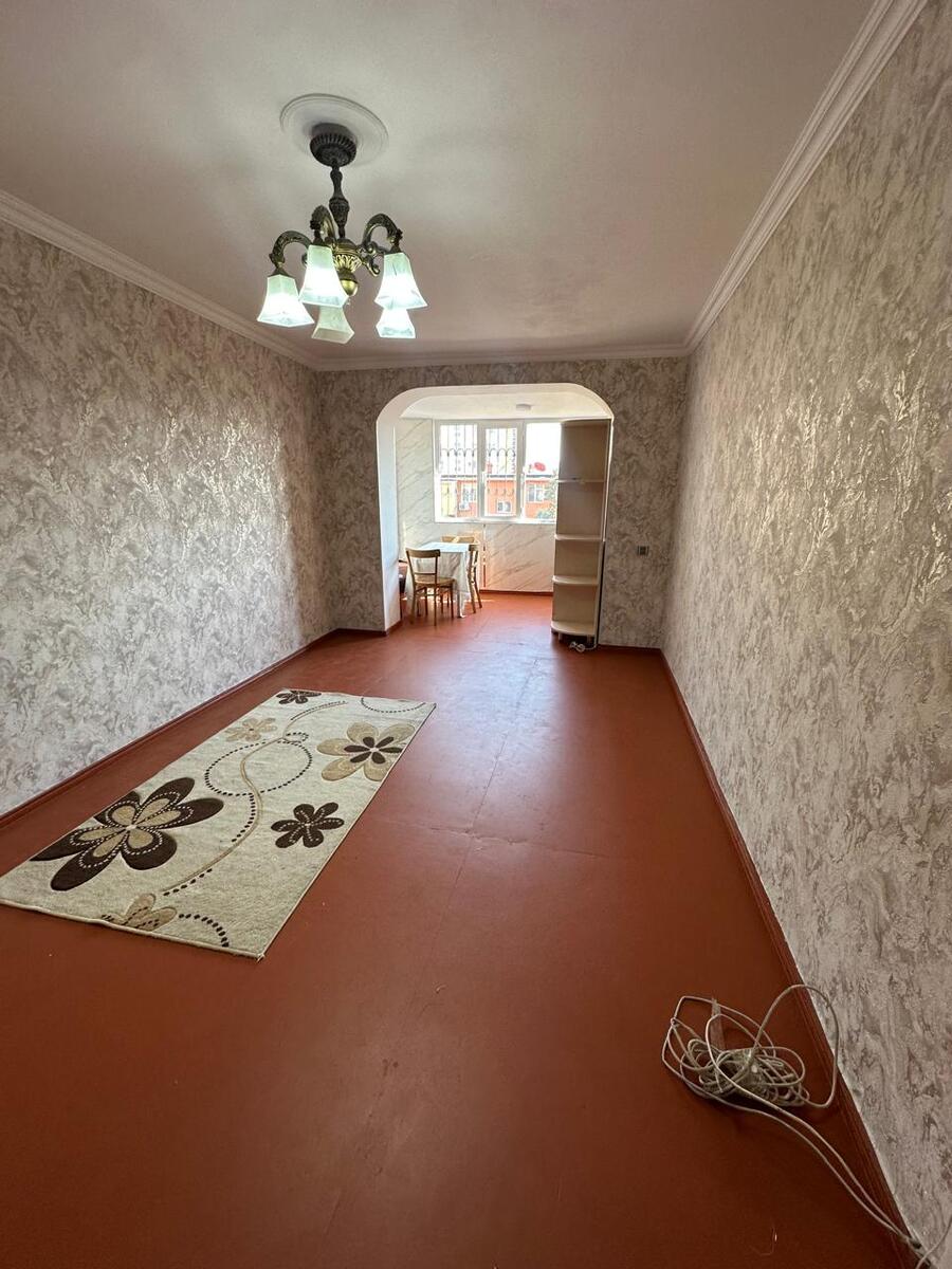 Satılır 2 otaqlı köhnə tikili 45 m² — Mənzil, Bakı (2)