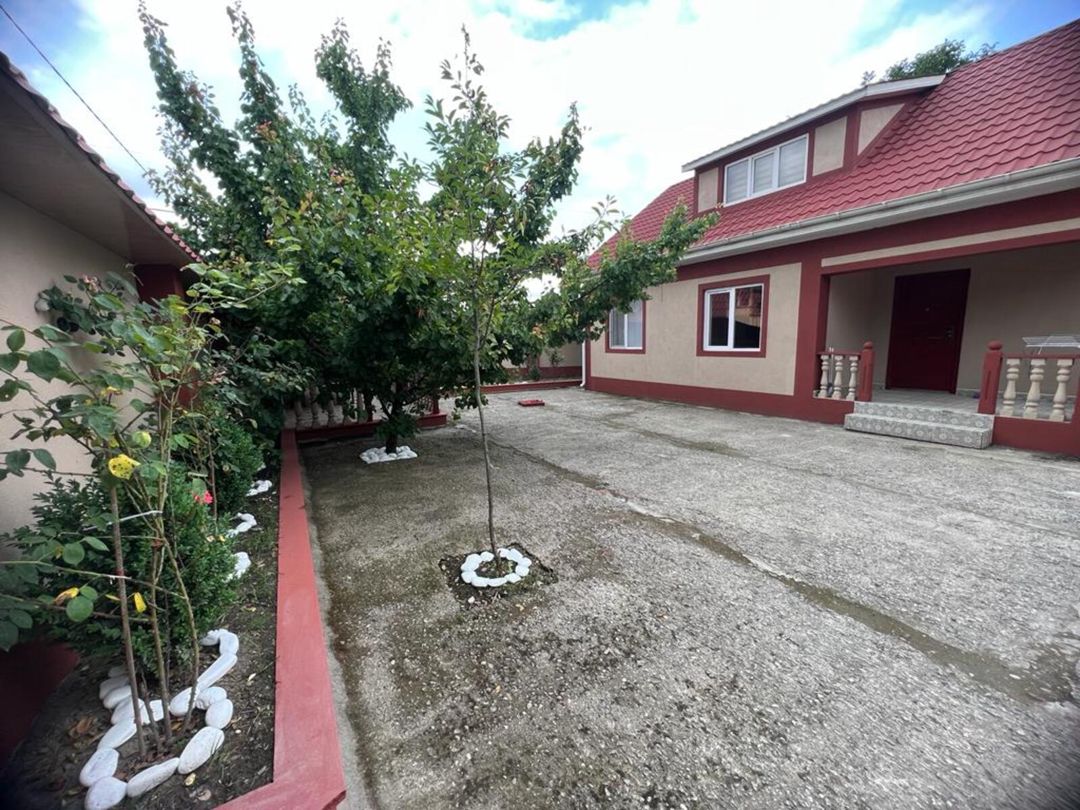 İcarəyə verilir 2 otaqlı həyət evi/bağ evi 150 m² — Ev, villa, Quba (12)