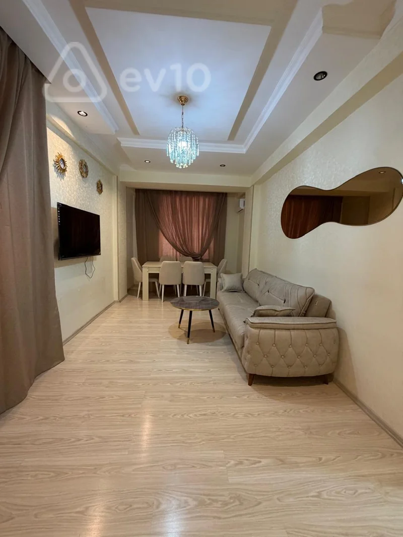 3 otaqlı mənzil, 130 m², Məhəmməd Xiyabani küç. — kirayə — Bakı