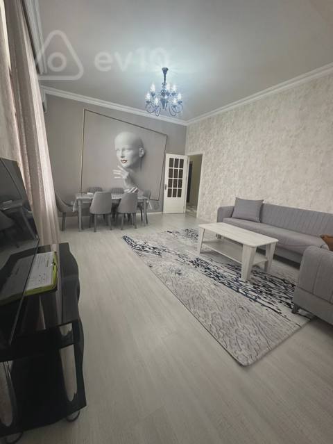 2 otaqlı mənzil, 68 m², Bakıxanov qəsəbəsi — kirayə — NARGİZ XANİM — Apartment