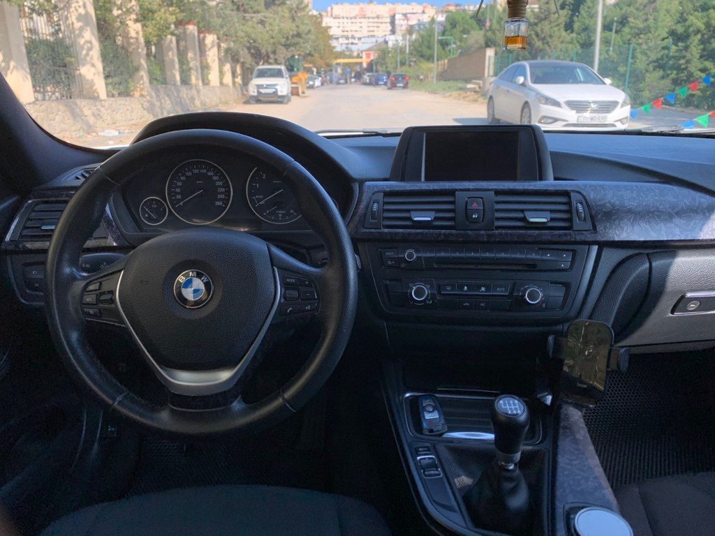 BMW 328, 2.0 L, 2014 il, 200 000 km 77-TZ-397 — Avtomobillər, Bakı (9)