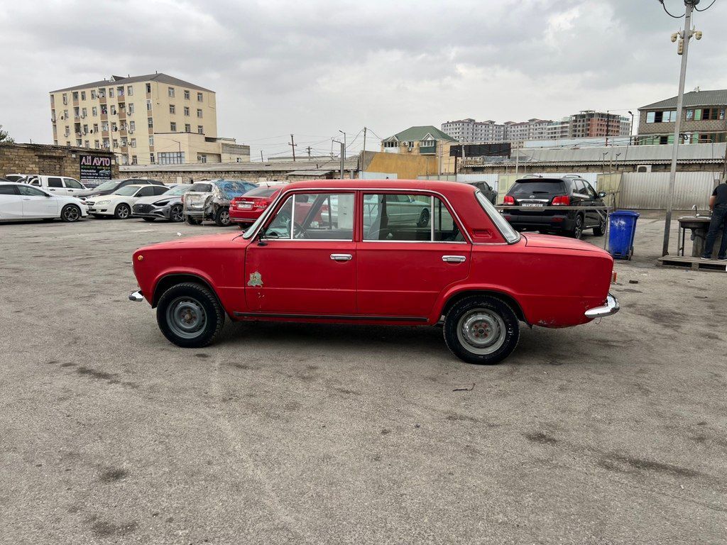 Lada (VAZ) 21011, 1.3 L, 1984 il, 230 000 km — Avtomobillər, Xırdalan (6)