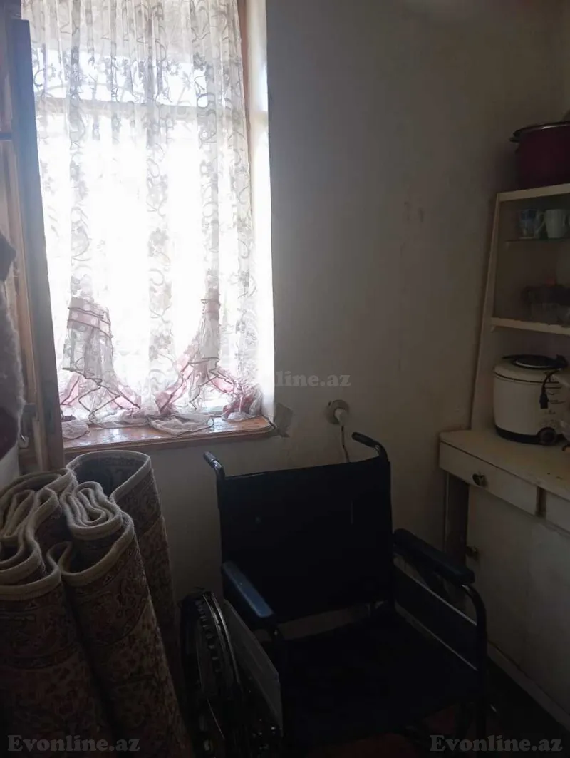 Satılır 2 otaqlı Mənzil Köhnə tikili 40 m² Bakı, Nizami r., 8-ci kilometr — Mənzil, Bakı (3)