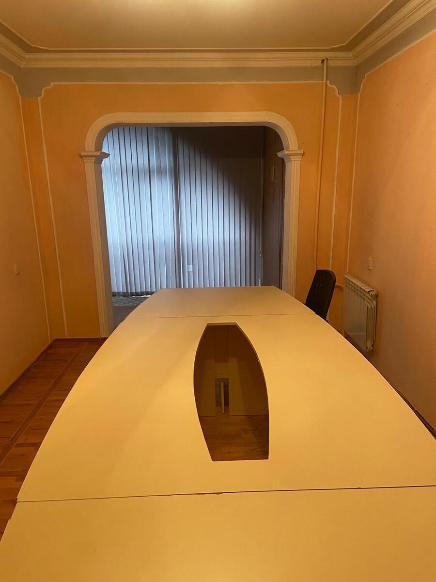 İcarəyə verilir 5 otaqlı köhnə tikili 120 m² — Mənzil, Bakı (7)