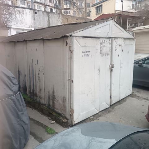 Satılır qaraj 20 m² — Bakı