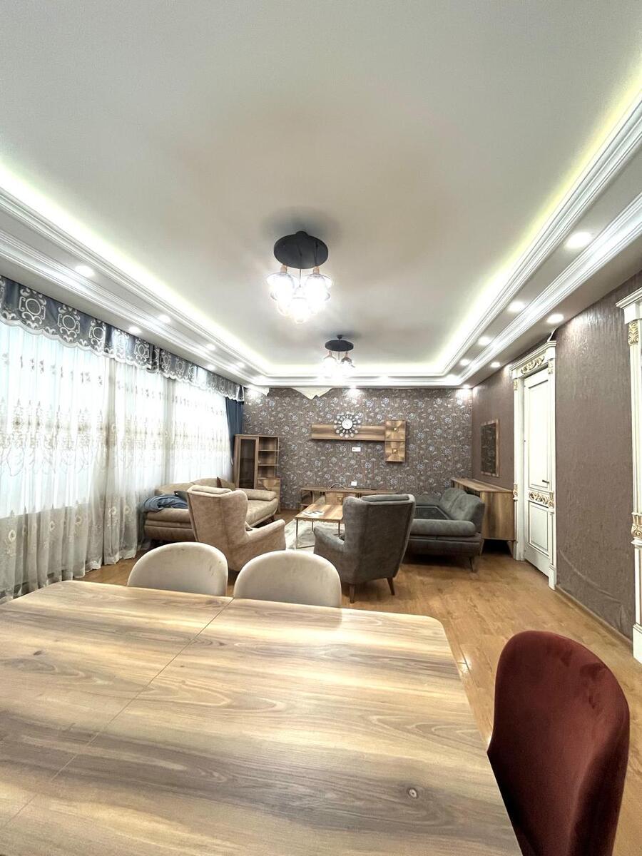 Satılır 5 otaqlı yeni tikili 535 m² — Mənzil, Bakı (7)
