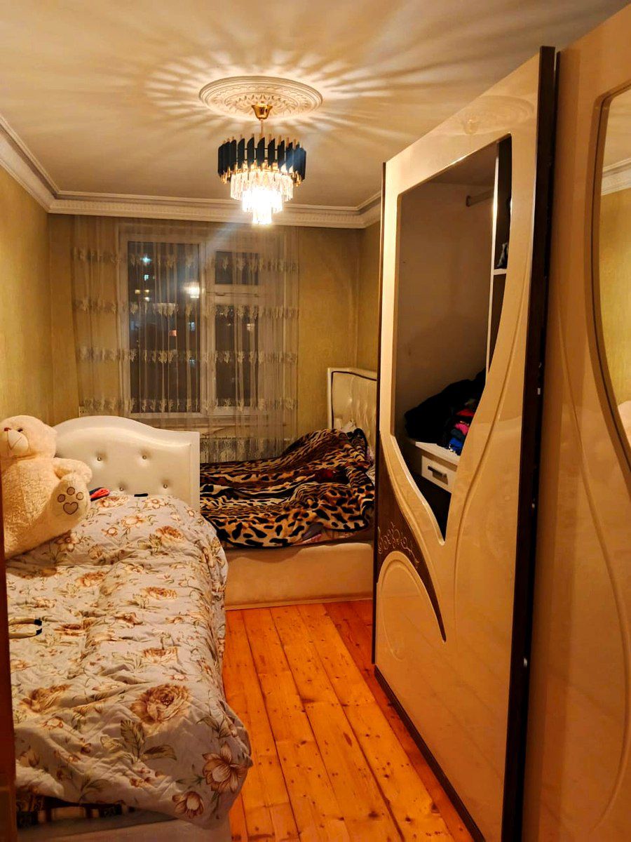 Satılır 4 otaqlı köhnə tikili 75 m² — Mənzil, Bakı (8)