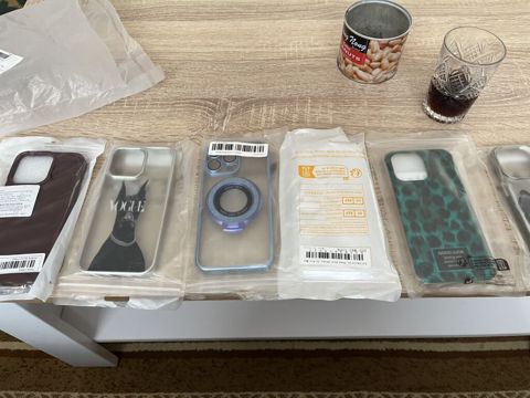 Məhsul: iPhone üçün müxtəlif dizaynlı telefon qabları (bir neçə model) — Tovuz