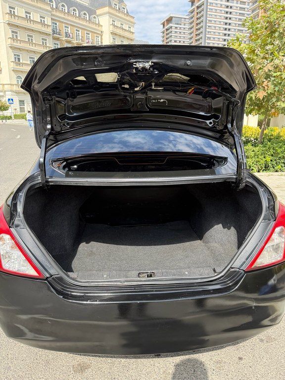 Nissan Sunny, 1.5 L, 2014 il, 193 000 km — Avtomobillər, Bakı (10)