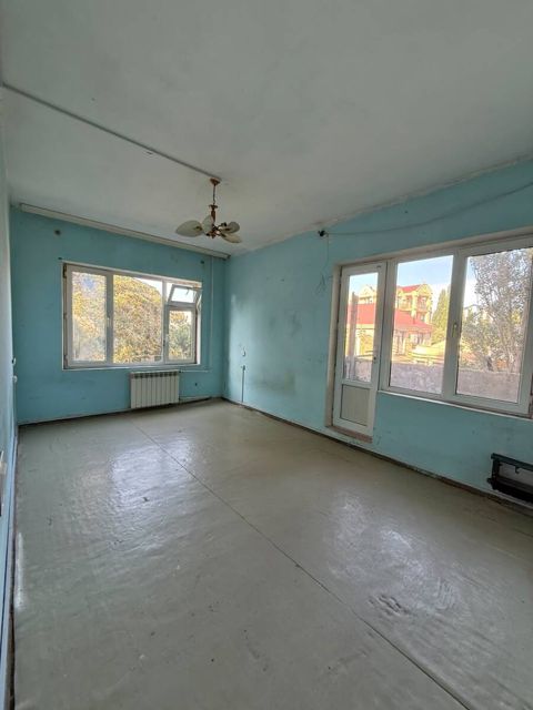 Satılır 2 otaqlı köhnə tikili 65 m² — Bakı