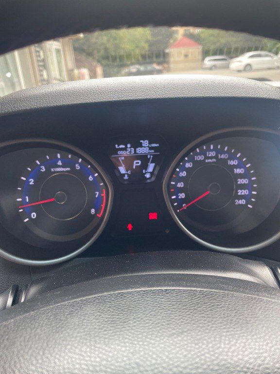 Hyundai Elantra, 1.8 L, 2012 il, 231 000 km 77-ZG-272 — Avtomobillər, Bakı (6)