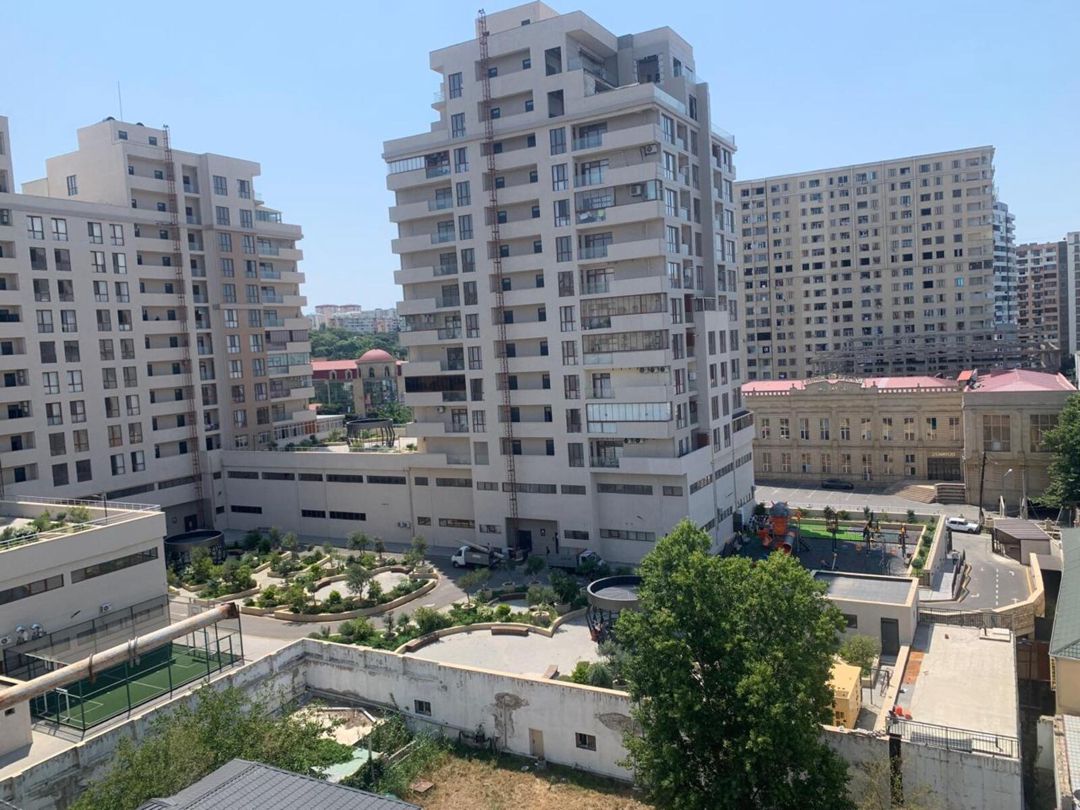 Satılır 3 otaqlı köhnə tikili 75 m² — Mənzil, Bakı (7)