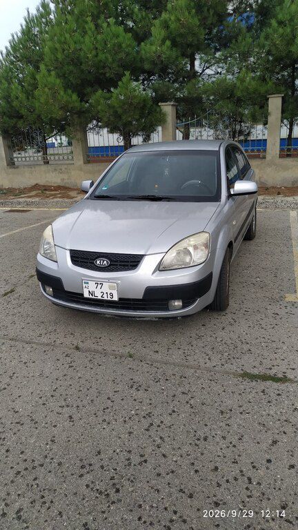 Kia Rio, 1.4 L, 2006 il, 261 900 km — Bakı