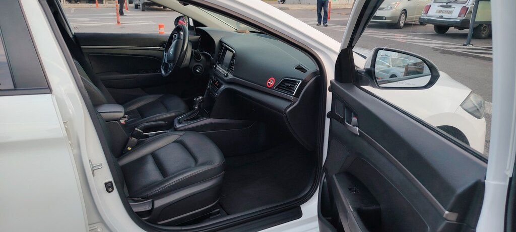 Hyundai Avante, 1.6 L, 2016 il, 251 000 km — Avtomobillər, Sumqayıt (12)