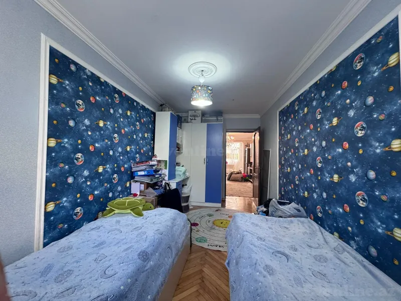 Satılır 3 otaqlı Mənzil Köhnə tikili 80 m² Bakı, Yasamal r., Elmlər Akademiyası m — Mənzil, Bakı (4)