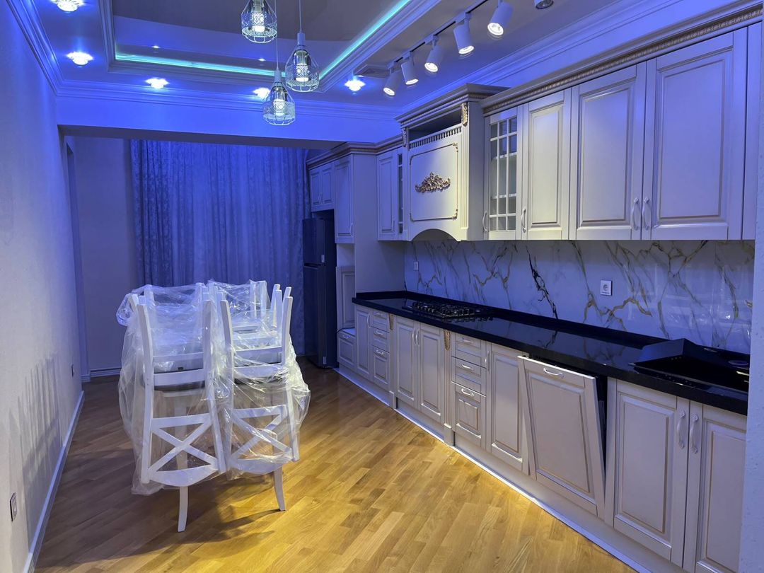Satılır 3 otaqlı yeni tikili 130 m² — Mənzil, Bakı (7)