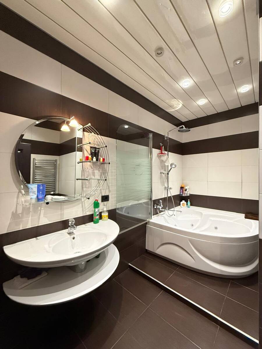 Satılır 4 otaqlı yeni tikili 217 m² — Mənzil, Bakı (7)