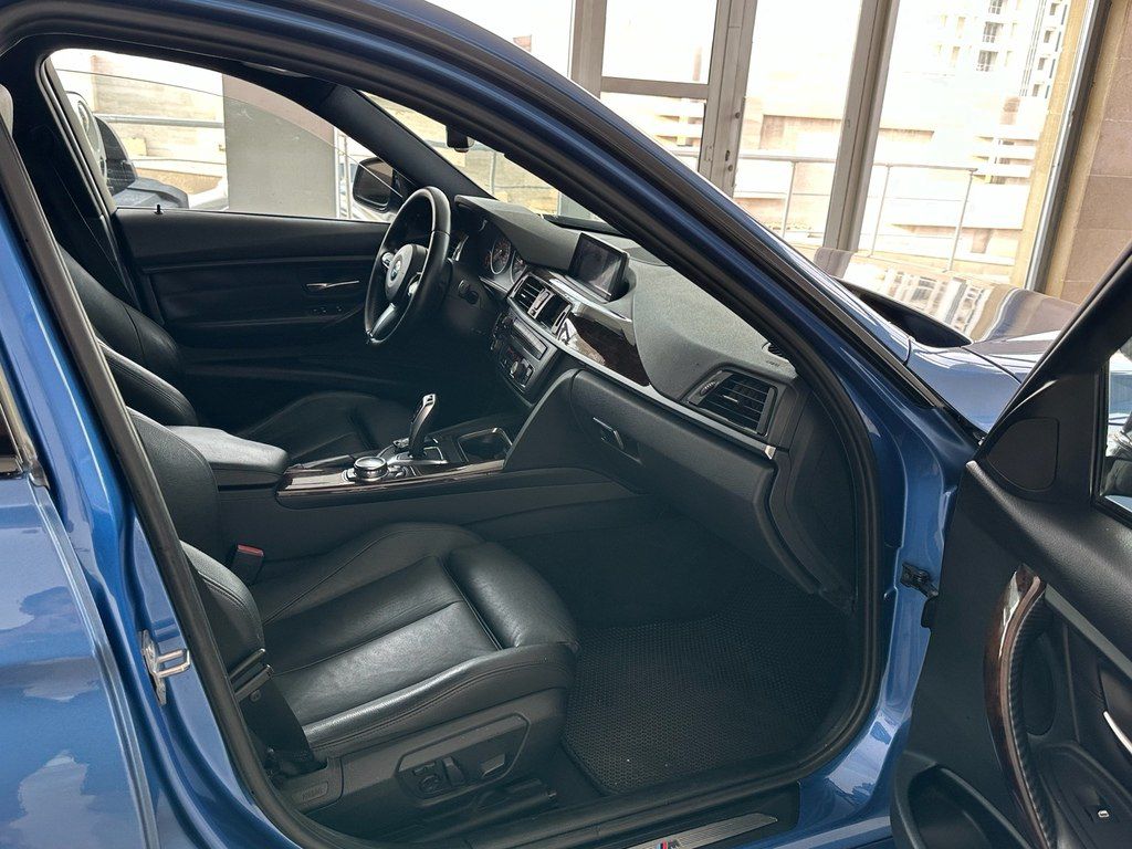 BMW 330, 2.0 L, 2015 il, 247 000 km — Avtomobillər, Bakı (8)