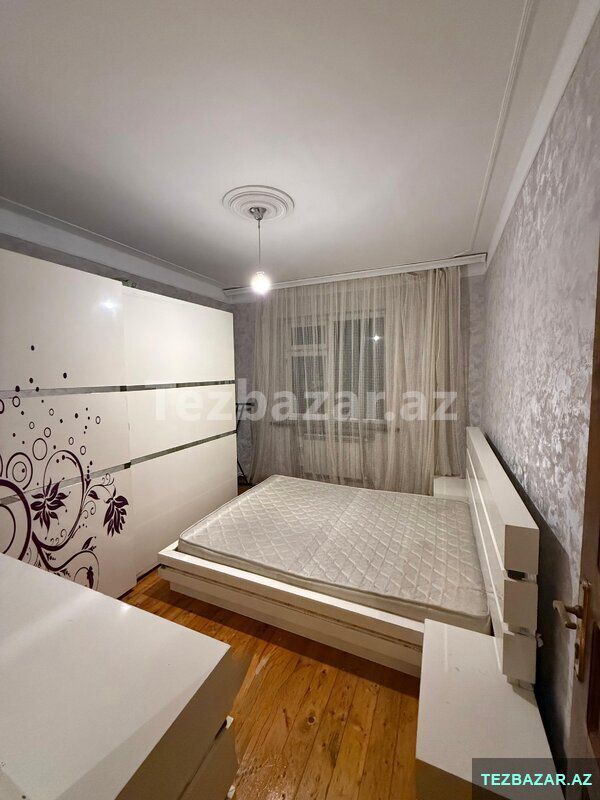 Gənclik metrosu yaxınlığı, Ayna Sultanovda — Ev, villa, Bakı (5)