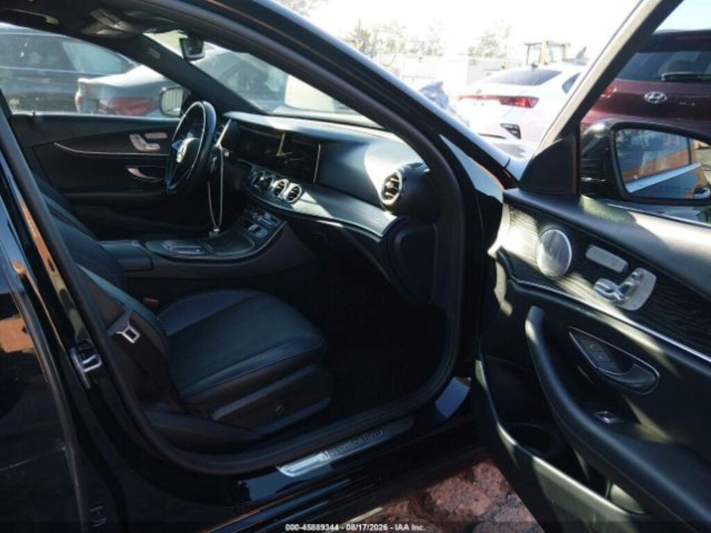 Mercedes E 300, 2.0 L, 2022 il, 188 251 km — Avtomobillər (5)