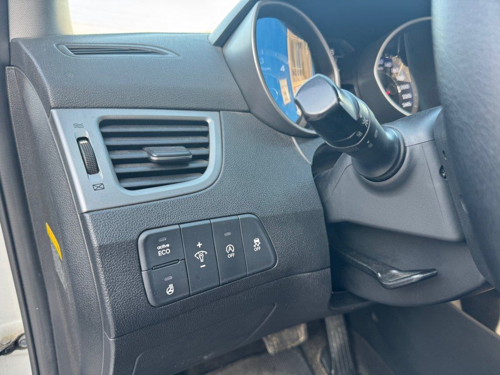 Hyundai Avante, 1.6 L, 2015 il, 300 000 km 77-LY-790 — Avtomobillər, Bakı (10)