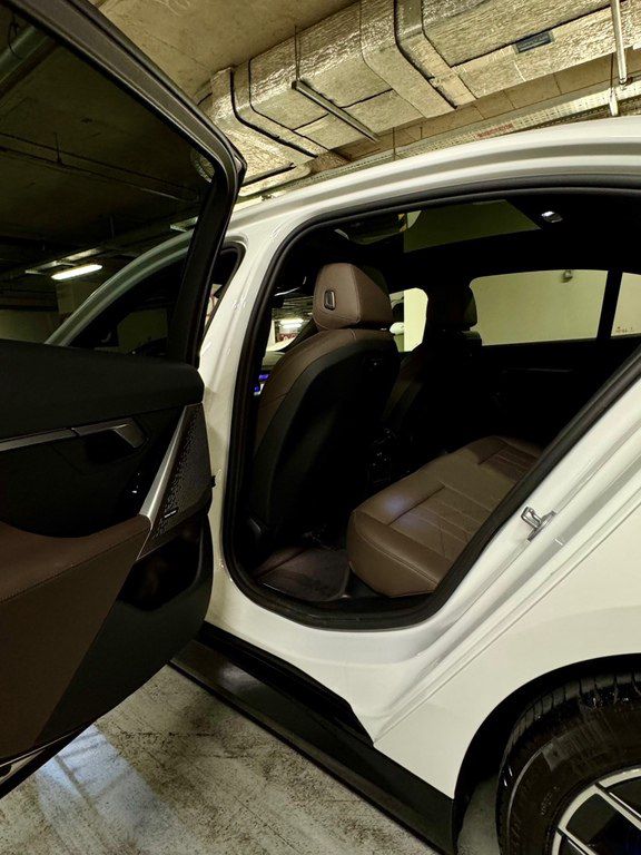 BMW 520, 2.0 L, 2025 il, 8 900 km — Avtomobillər, Bakı (9)