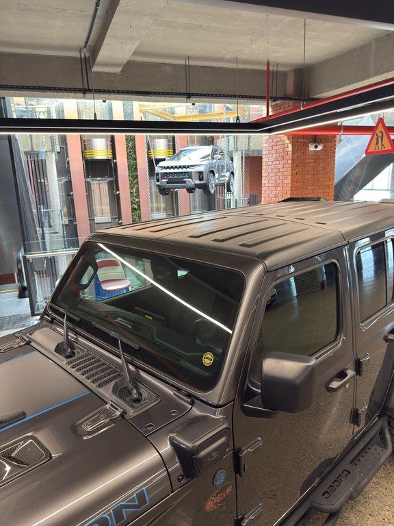 Jeep Wrangler, 2.0 L, 17.3 kWh, 2022 il, 45 000 km — Avtomobillər, Bakı (10)