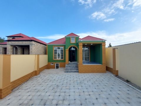 Satılır 4 otaqlı həyət evi/bağ evi 110 m² — Bakı