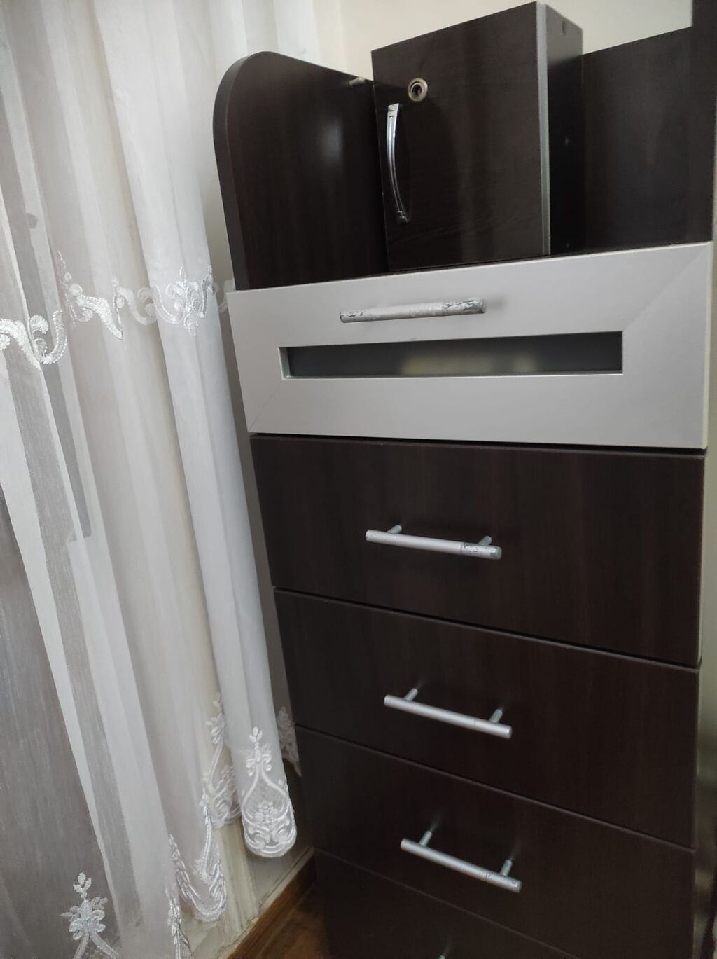 Yataq otağı mebel dəsti - Material: tünd qəhvəyi laminat/MDF — Yataq otağı mobilya dəstləri, Bakı (4)