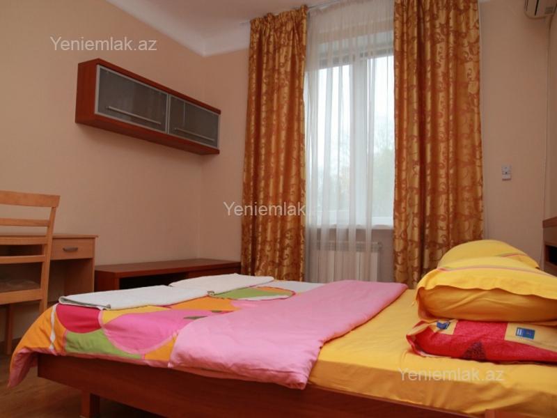 Günlük 2 otaqlı Bina evi menzil (Köhnə tikili), 65 m², Səbail rayonu — Mənzil, Bakı (6)