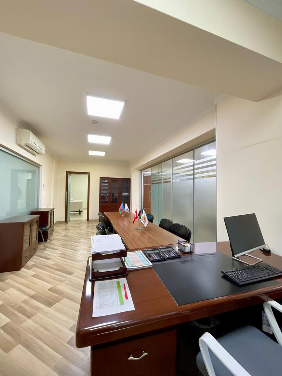 İcarəyə verilir 12 otaqlı ofis 400 m² — Ofis, Bakı (10)