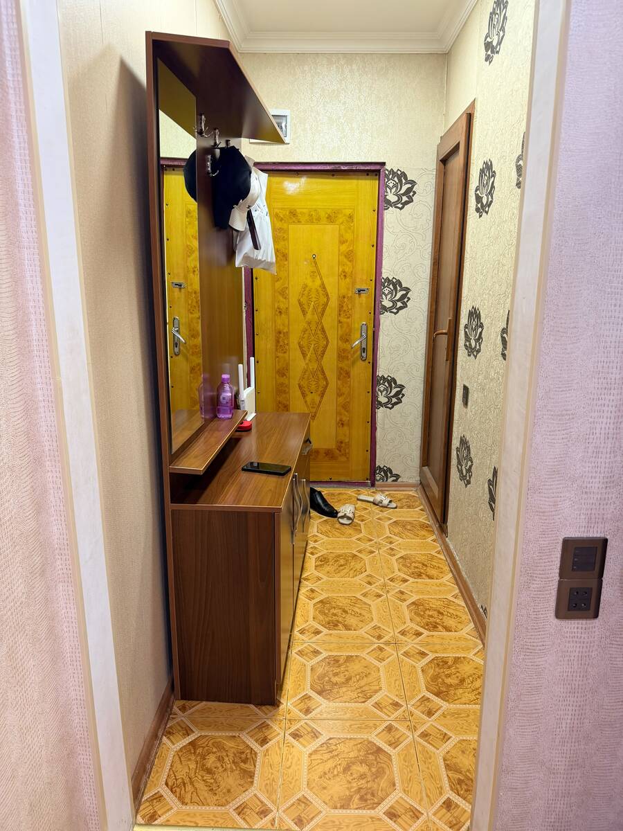 Satılır 2 otaqlı köhnə tikili 55 m² — Mənzil, Bakı (8)