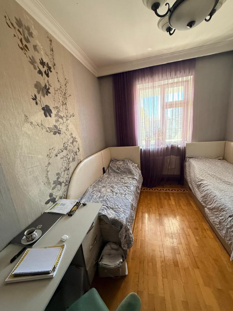 Satılır 4 otaqlı köhnə tikili 98 m² — Mənzil, Bakı (6)
