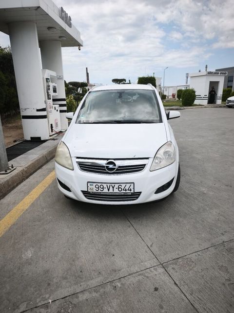 Opel Zafira, 1.6 L, 2008 il, 350 000 km — Bakı