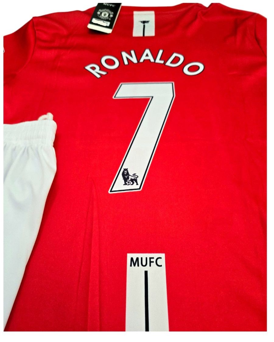 Futbol forması Manchester United Ronaldo İU qırmızı, elastan, ölçü L — Mallar, Bakı (2)