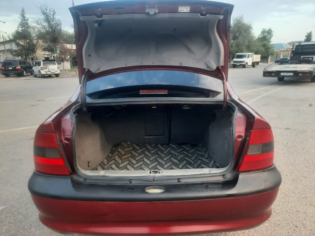 Opel Vectra, 2.0 L, 1997 il, 362 000 km — Avtomobillər, Sumqayıt (10)