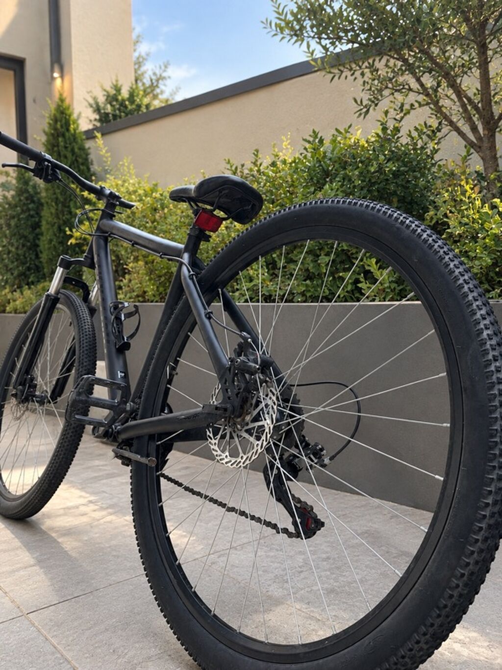 Dağ/şəhər tipli velosiped – mat qara rəng Xüsusiyyətlər: - Geniş — Dağ velosipedləri, Bakı (5)
