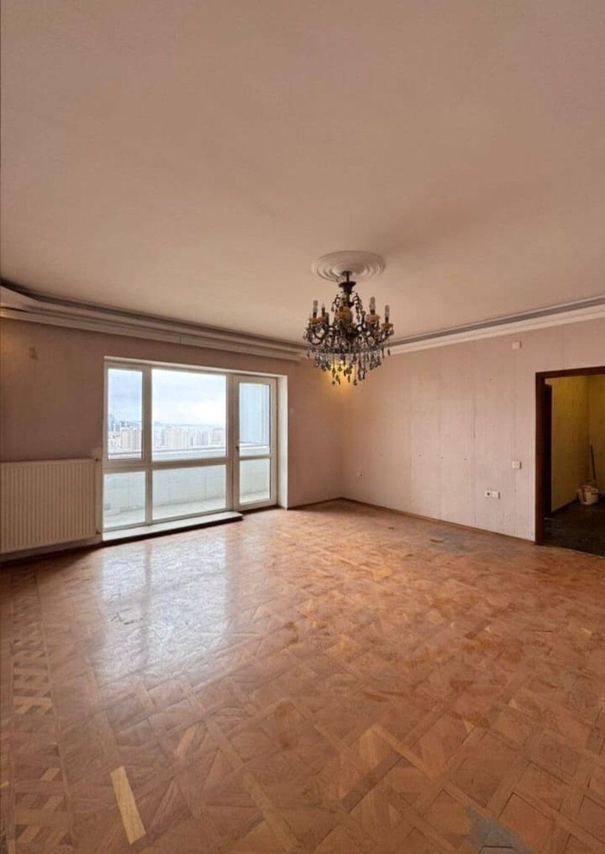 Satılır 3 otaqlı köhnə tikili 140 m² — Mənzil, Bakı (5)
