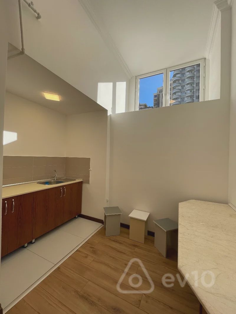 Ofis, 110 m², 28 May küçəsi — kirayə — Ofis, Bakı (11)