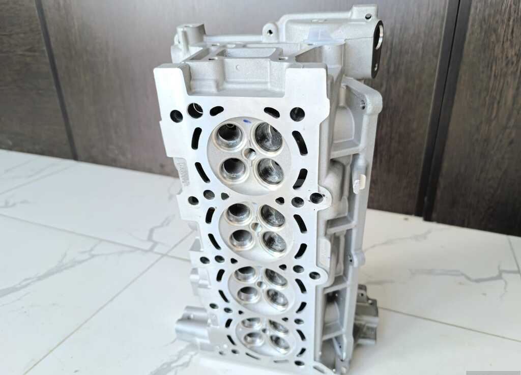 Mühərrik başlığı Chevrolet Cobalt, Ravon R4, R3 — Bakı